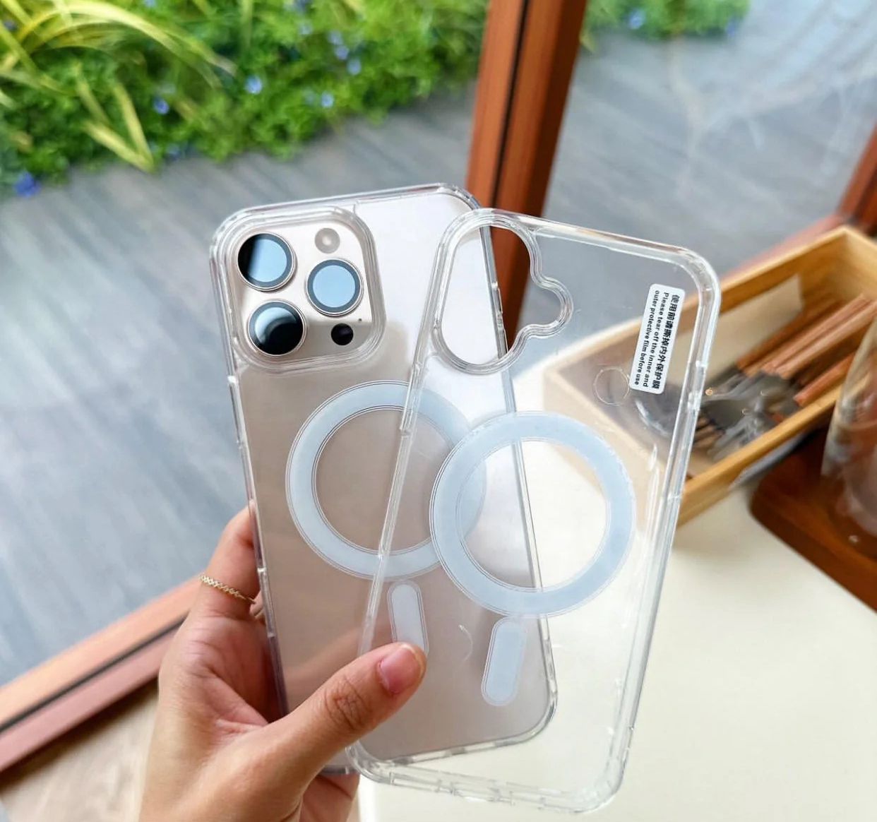 APPLE MAGSAFE TRANSPARENT CASE